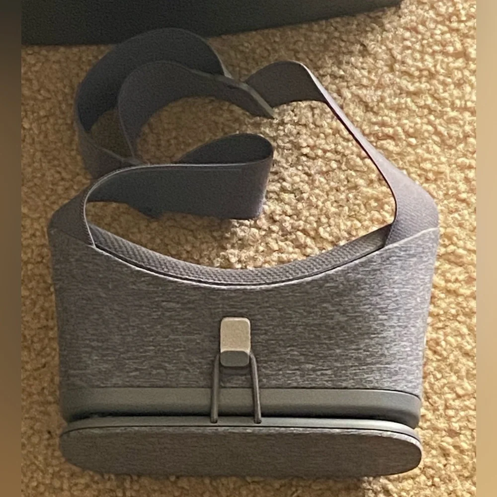 GOOGLE DayDream VR Headset